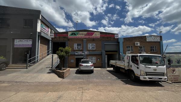 468  m² Industrial space