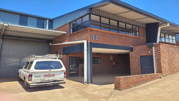 480  m² Commercial space