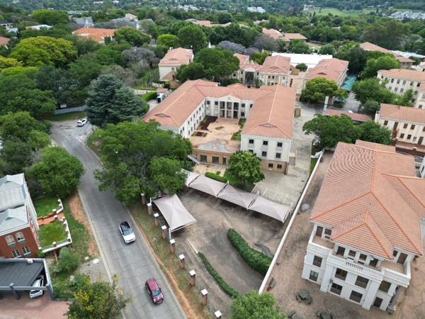 5 651  m² Commercial space