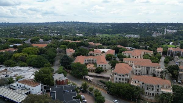 5 651  m² Commercial space