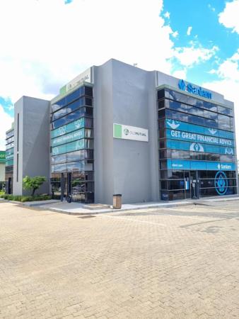 1 895  m² Commercial space