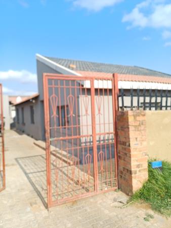 1 Bedroom Garden Cottage