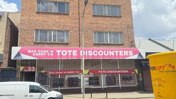 400 m² Commercial space