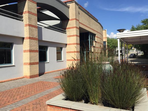 11 924  m² Industrial space