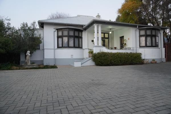 136  m² Retail Space