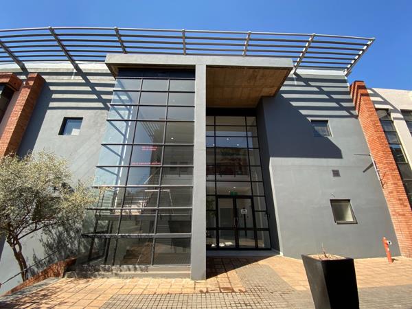 131  m² Office Space