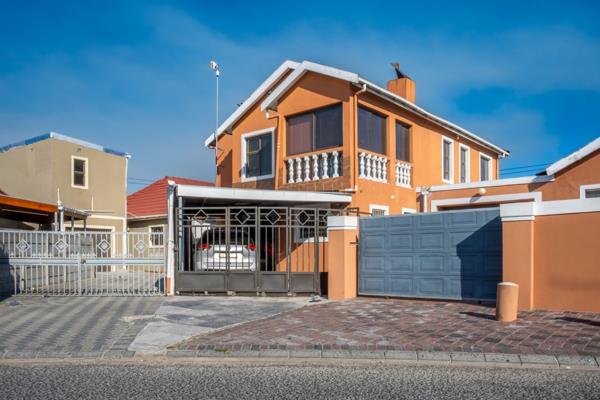 5 Bedroom House