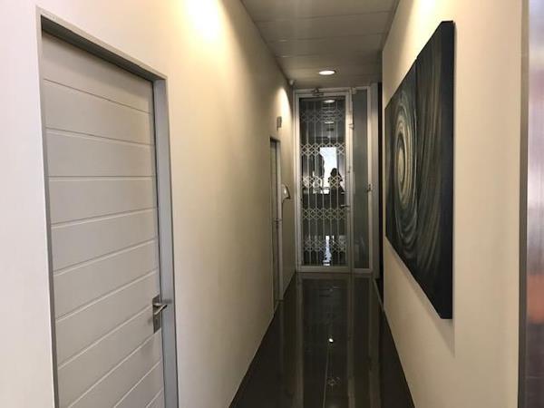 1 428  m² Commercial space