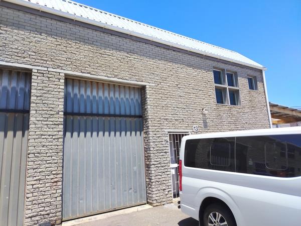 135  m² Industrial space