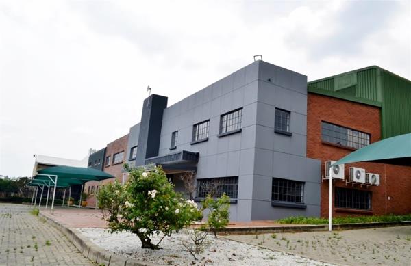 3 645  m² Industrial space