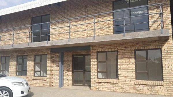 2 048  m² Industrial space