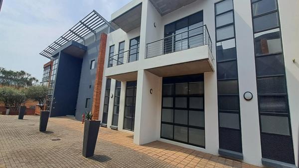 128  m² Office Space