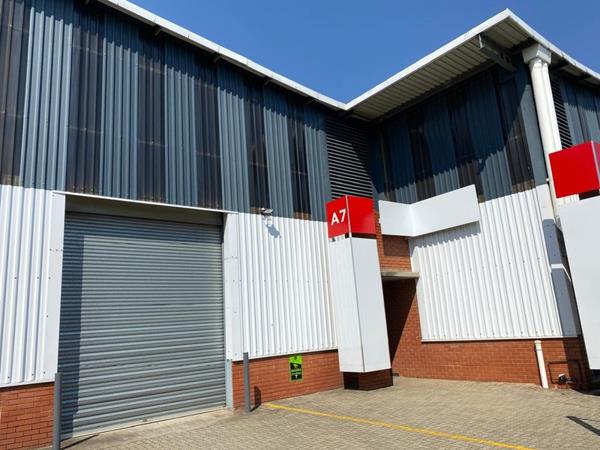 246  m² Industrial space