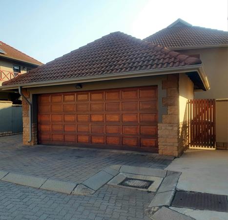 3 Bedroom Townhouse