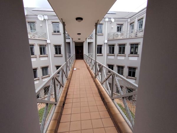 1 673 m² Commercial space