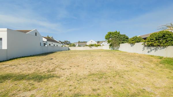 495 m² Land