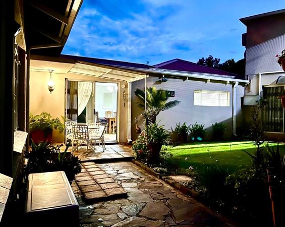 6 Bedroom House