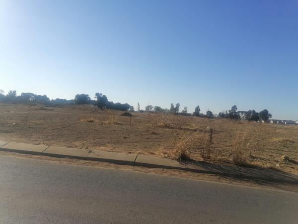 319 m² Land