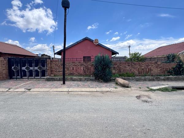 2 Bedroom House