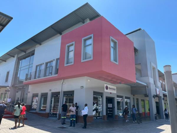 127  m² Commercial space