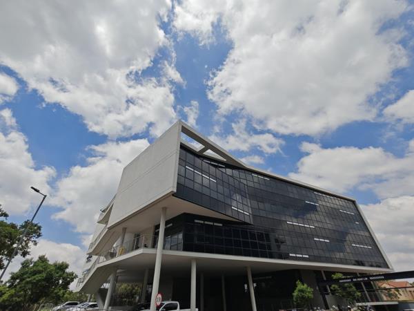 387  m² Commercial space