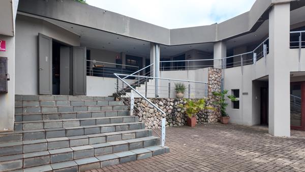 9 Bedroom House