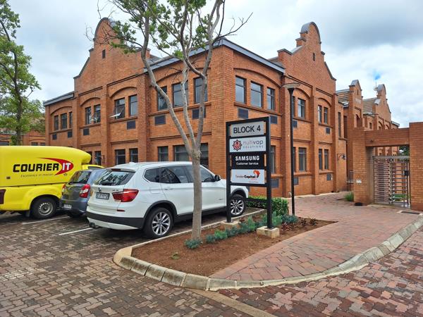 191  m² Commercial space