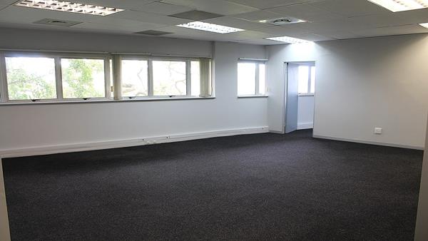 143  m² Office Space