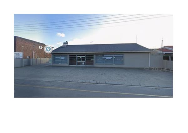 460  m² Retail Space