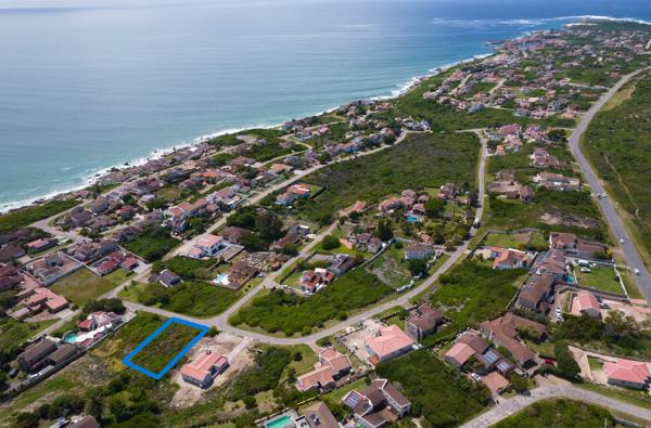 1 101 m² Land