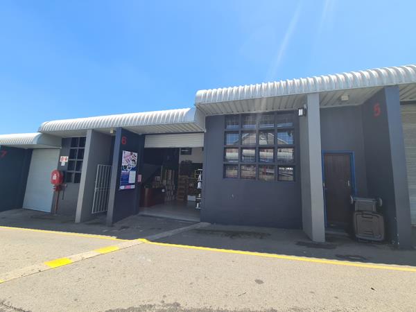 125  m² Commercial space