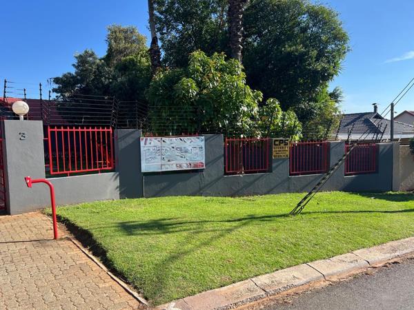 1 200  m² Commercial space