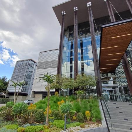 1 723  m² Office Space