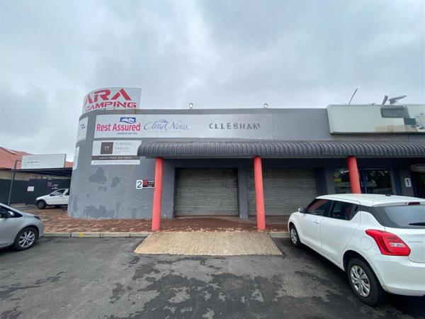 225  m² Industrial space