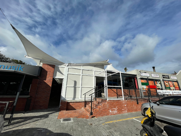 130  m² Commercial space