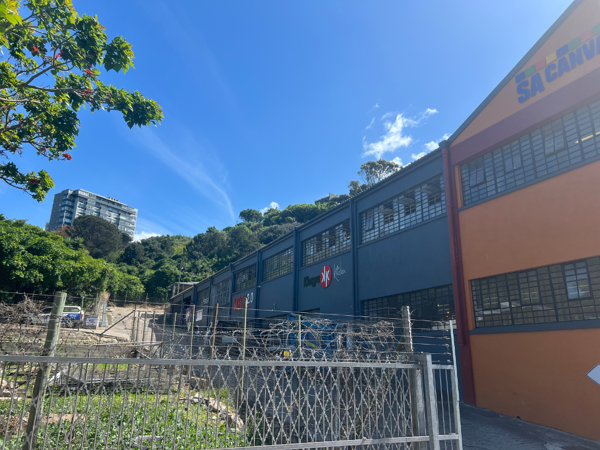 405  m² Industrial space