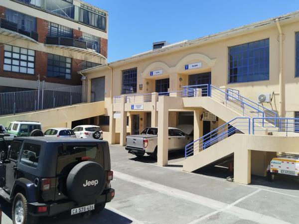 448  m² Industrial space