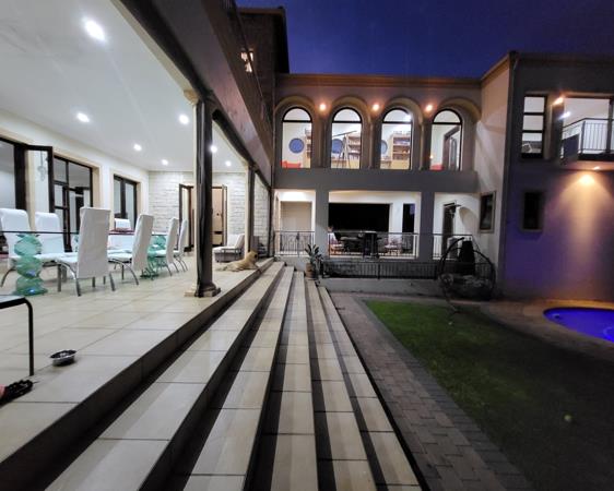 5 Bedroom House