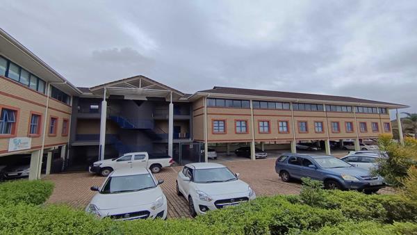 303 m² Office Space