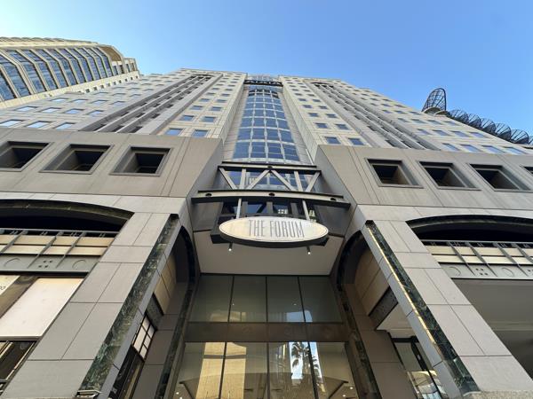 276  m² Commercial space