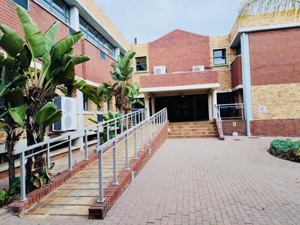 1 230.1  m² Commercial space