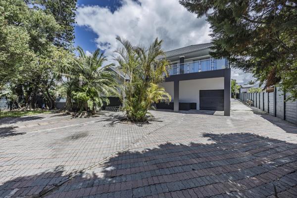 5 Bedroom House