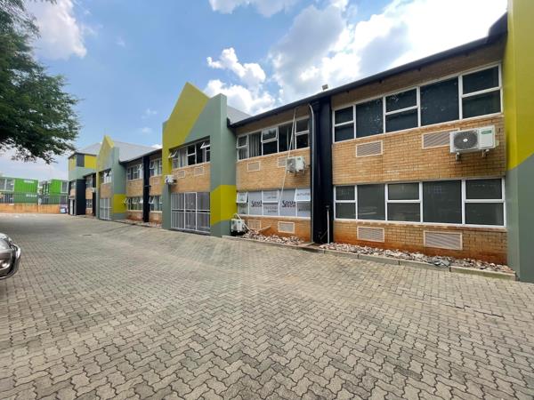 555  m² Industrial space