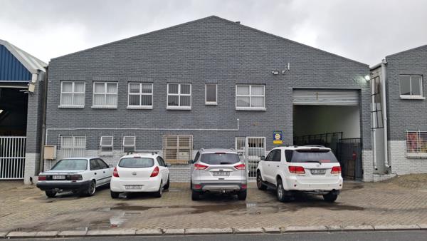 440  m² Industrial space