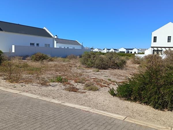 526 m² Land
