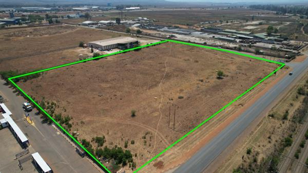 48 889  m² Industrial space