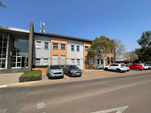 120  m² Commercial space