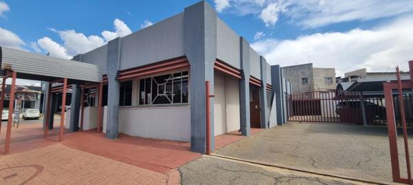 450  m² Office Space