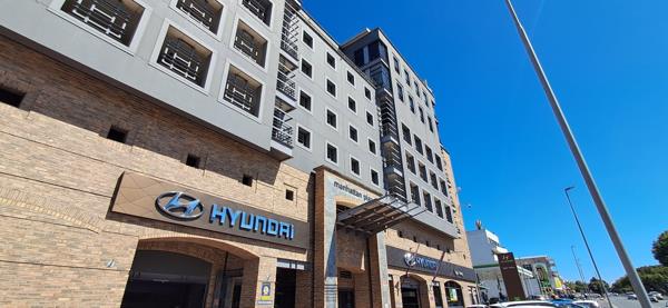 1 333  m² Office Space