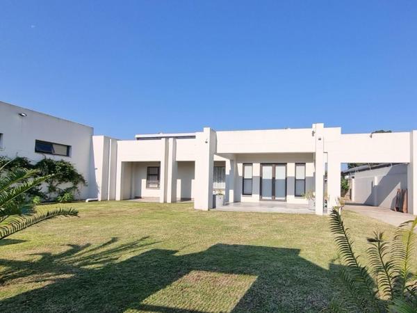 6 Bedroom House